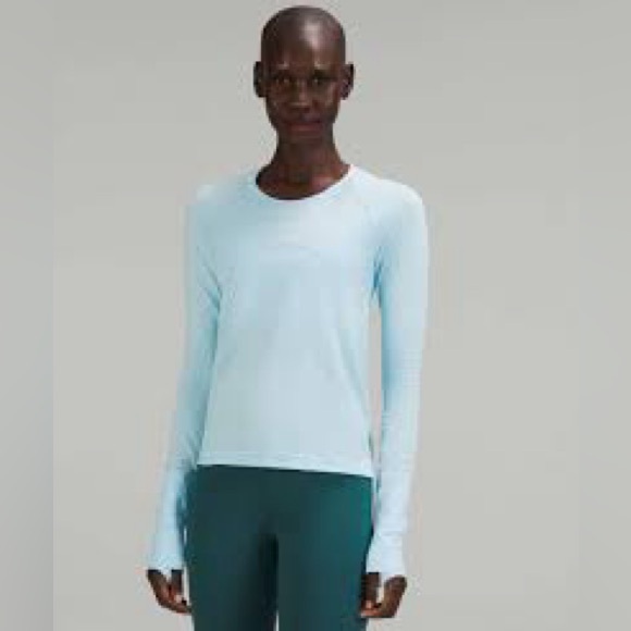 lululemon athletica Tops - Lululemon Long Sleeve Swiftly Tech 2.0 Light‎ Blue Race Length Size 10 EUC